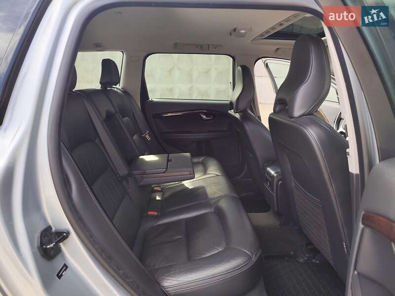 Универсал Volvo XC70 2013 в Киеве
