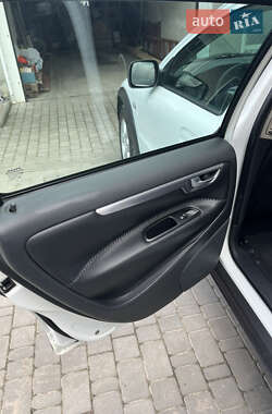 Универсал Volvo XC70 2004 в 