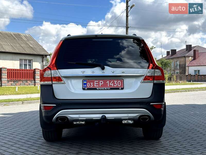 Универсал Volvo XC70 2016 в Радивилове