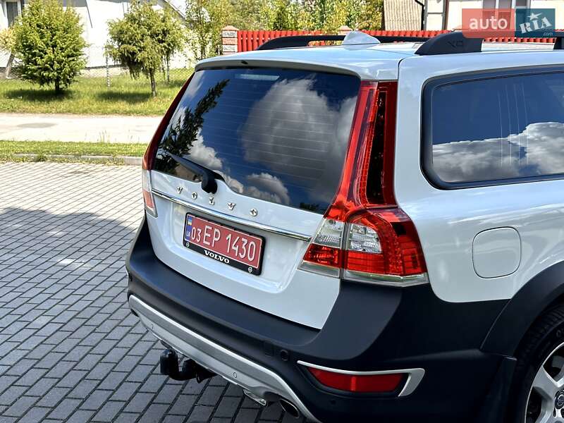 Универсал Volvo XC70 2016 в Радивилове