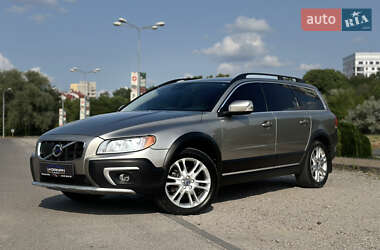 Універсал Volvo XC70 2015 в Дніпрі