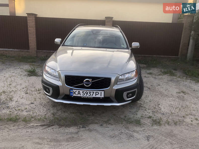 Volvo XC70 2015