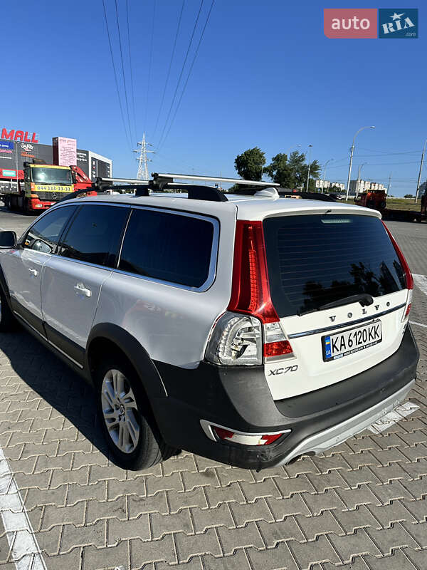 Універсал Volvo XC70 2013 в Києві