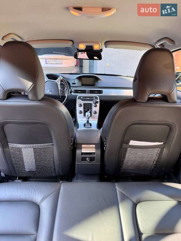 Универсал Volvo XC70 2013 в Звягеле