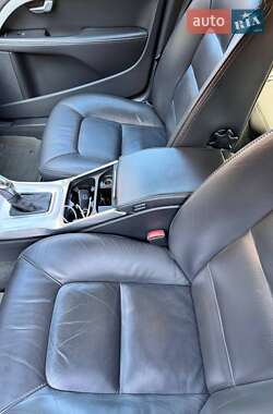 Универсал Volvo XC70 2013 в 
