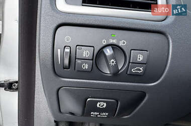 Универсал Volvo XC70 2011 в 