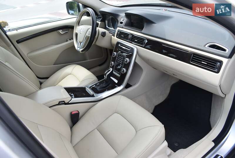 Універсал Volvo XC70 2016 в Києві