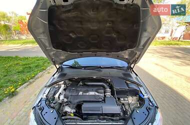 Универсал Volvo XC70 2015 в 