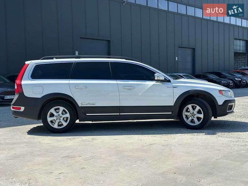 Универсал Volvo XC70 2010 в Львове