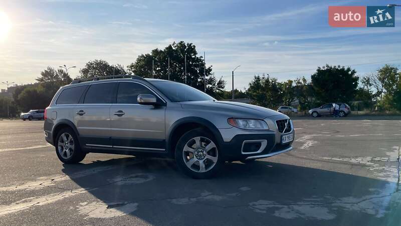 Універсал Volvo XC70 2008 в Києві