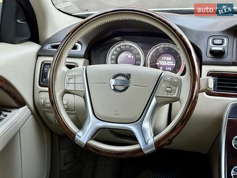 Универсал Volvo XC70 2011 в Харькове