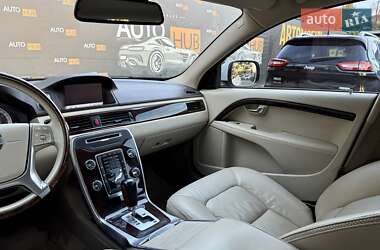 Универсал Volvo XC70 2011 в 