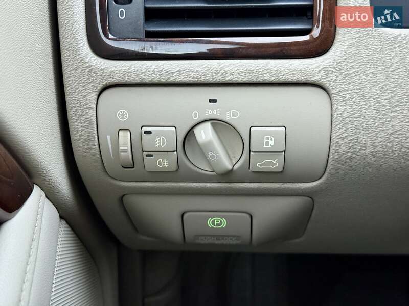 Универсал Volvo XC70 2011 в Харькове