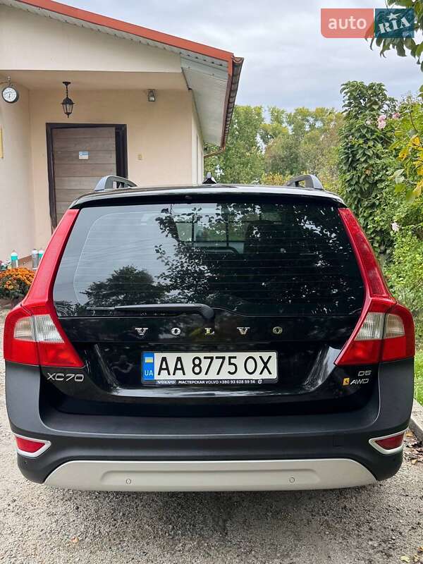 Универсал Volvo XC70 2008 в Киеве