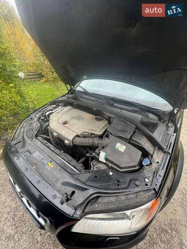 Универсал Volvo XC70 2008 в Киеве