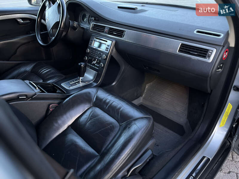 Универсал Volvo XC70 2007 в Черновцах фото 38 Универсал Volvo XC70 2007 в Черновцах