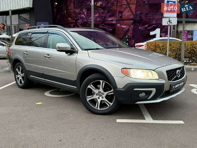Volvo XC70 2014