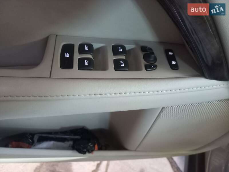 Універсал Volvo XC70 2015 в Дніпрі