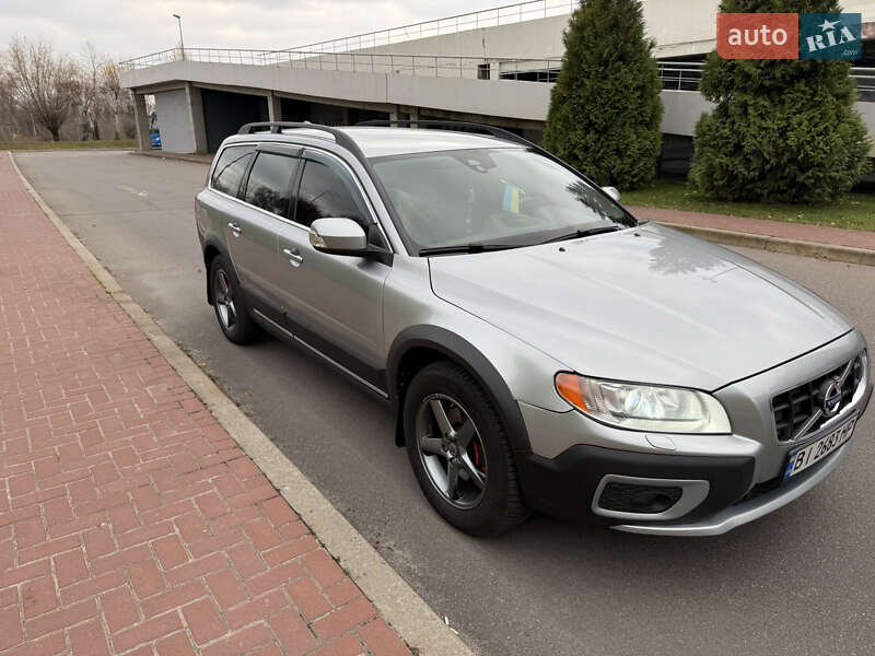Универсал Volvo XC70 2013 в Киеве фото 10 Универсал Volvo XC70 2013 в Киеве