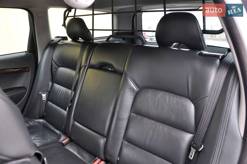 Універсал Volvo XC70 2010 в Львові