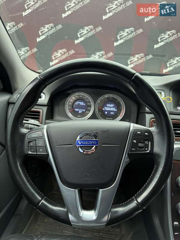 Універсал Volvo XC70 2012 в Сумах фото 23 Універсал Volvo XC70 2012 в Сумах