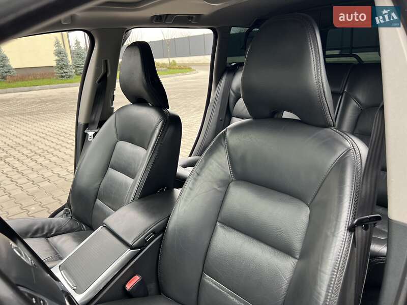 Універсал Volvo XC70 2013 в Луцьку