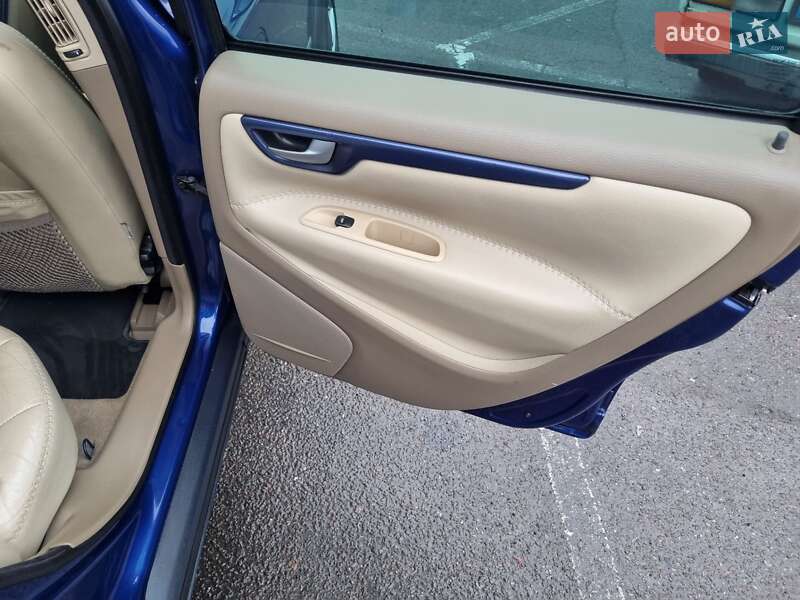 Универсал Volvo XC70 2005 в Львове