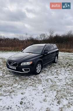 Универсал Volvo XC70 2012 в Вараше