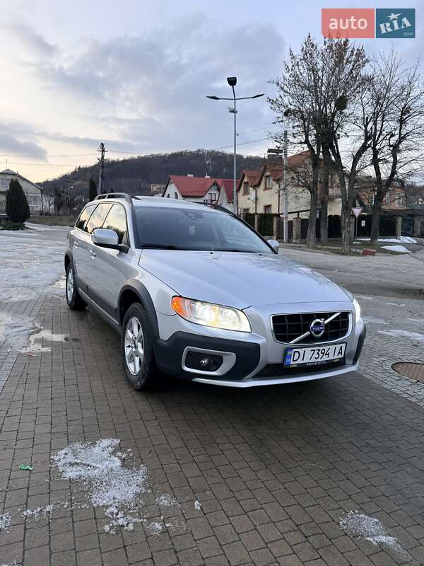 Volvo XC70 2011