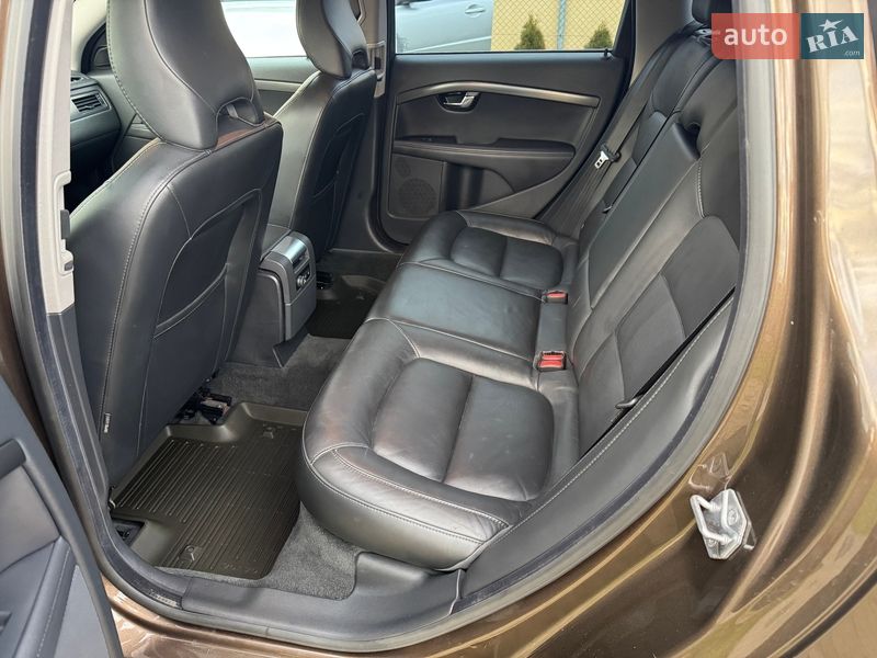 Универсал Volvo XC70 2016 в Калуше