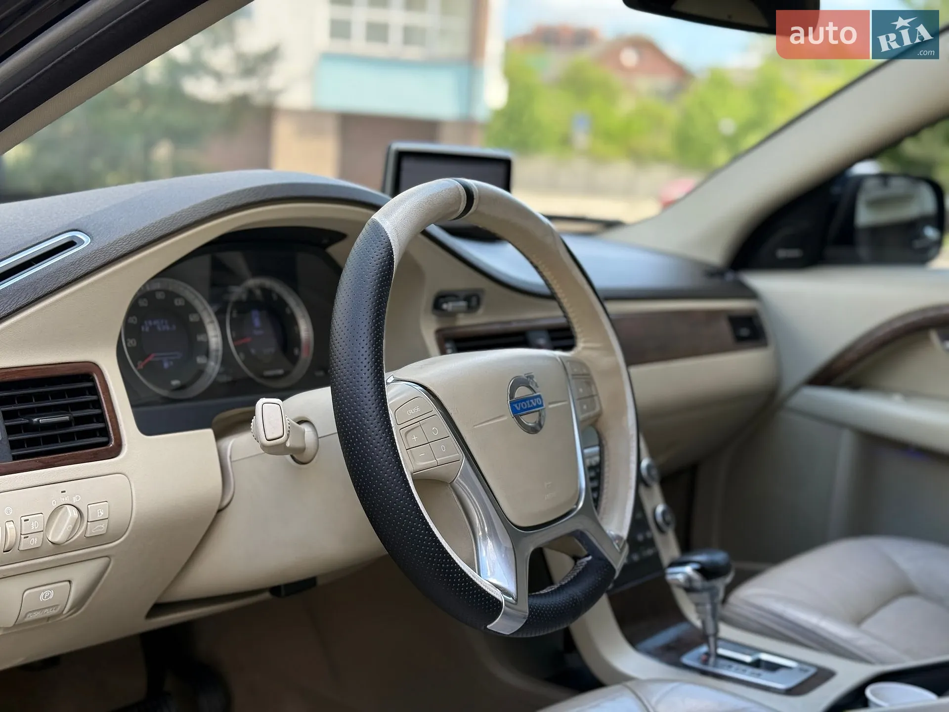 2010 Volvo XC70 - мініатюра 17