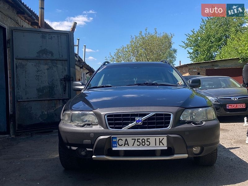Volvo XC70 2004