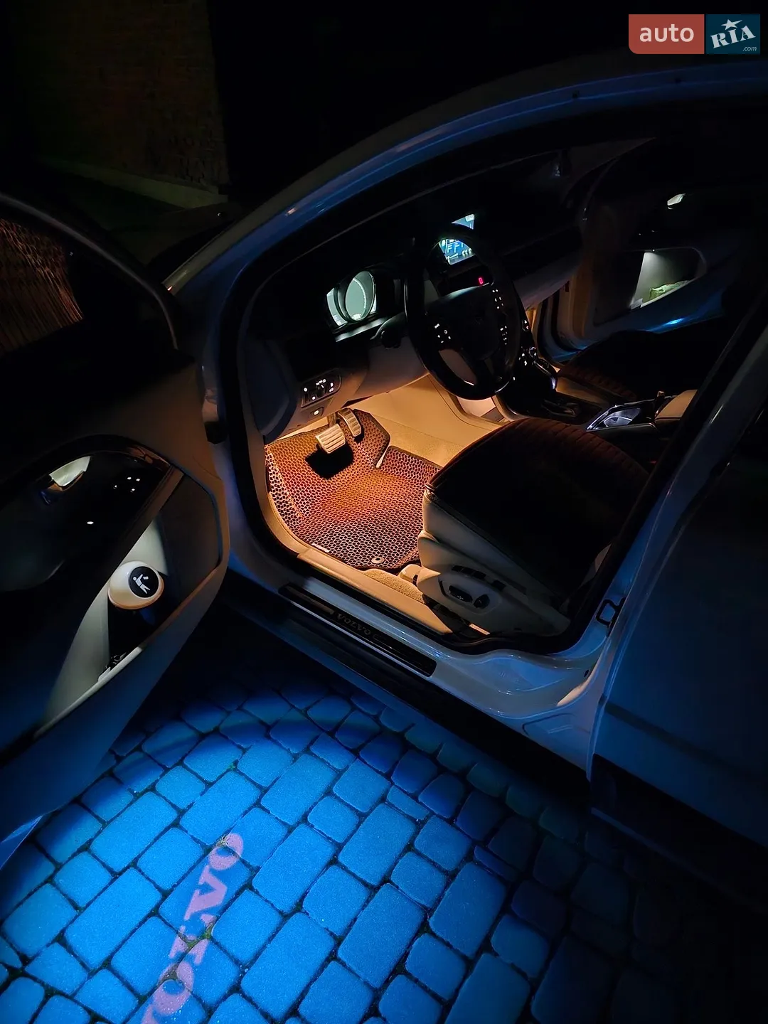 2016 Volvo XC70 - мініатюра 21