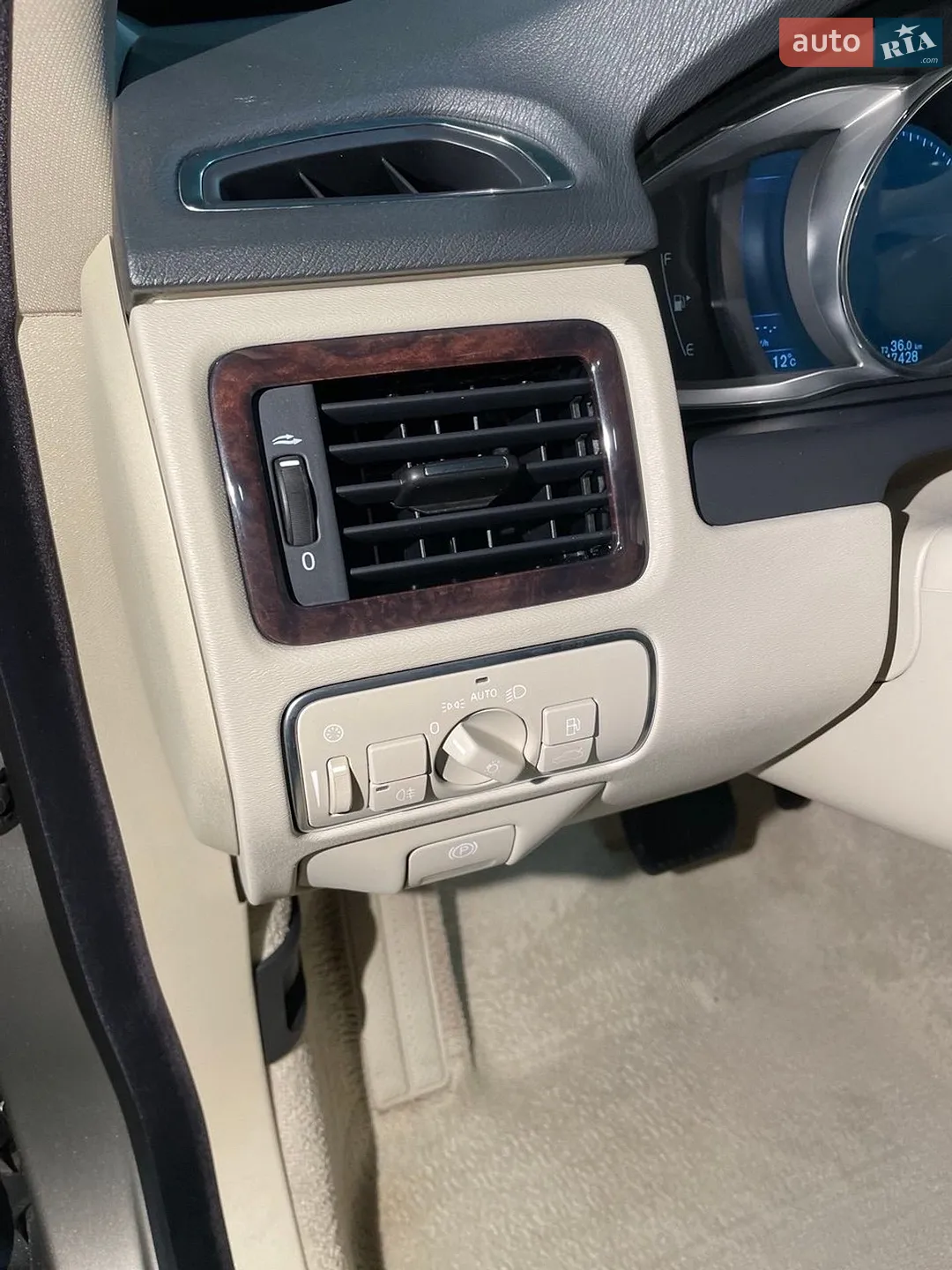 2015 Volvo XC70 - мініатюра 52