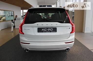 Внедорожник / Кроссовер Volvo XC90 2018 в Киеве