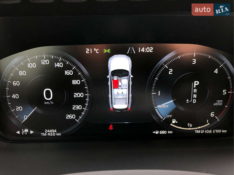 Внедорожник / Кроссовер Volvo XC90 2018 в Киеве