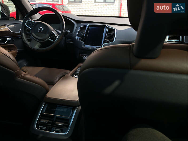 Внедорожник / Кроссовер Volvo XC90 2018 в Киеве