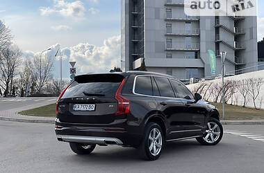 Внедорожник / Кроссовер Volvo XC90 2019 в Киеве