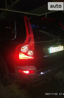Внедорожник / Кроссовер Volvo XC90 2003 в 