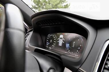 Внедорожник / Кроссовер Volvo XC90 2019 в 