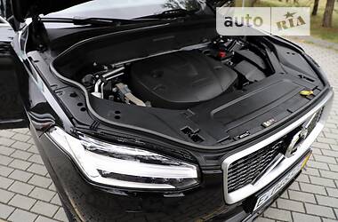 Внедорожник / Кроссовер Volvo XC90 2019 в 