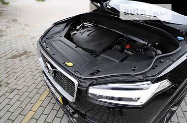 Внедорожник / Кроссовер Volvo XC90 2019 в 