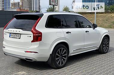 Универсал Volvo XC90 2018 в Киеве