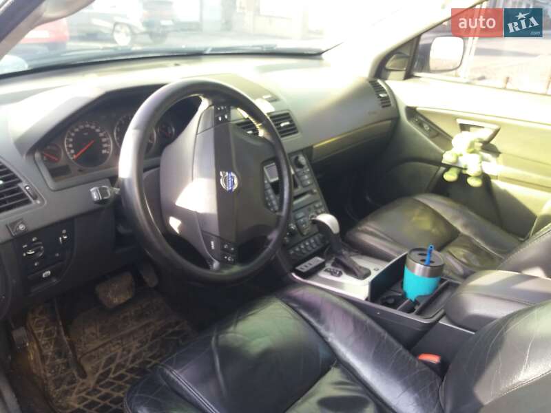 Внедорожник / Кроссовер Volvo XC90 2005 в Ужгороде