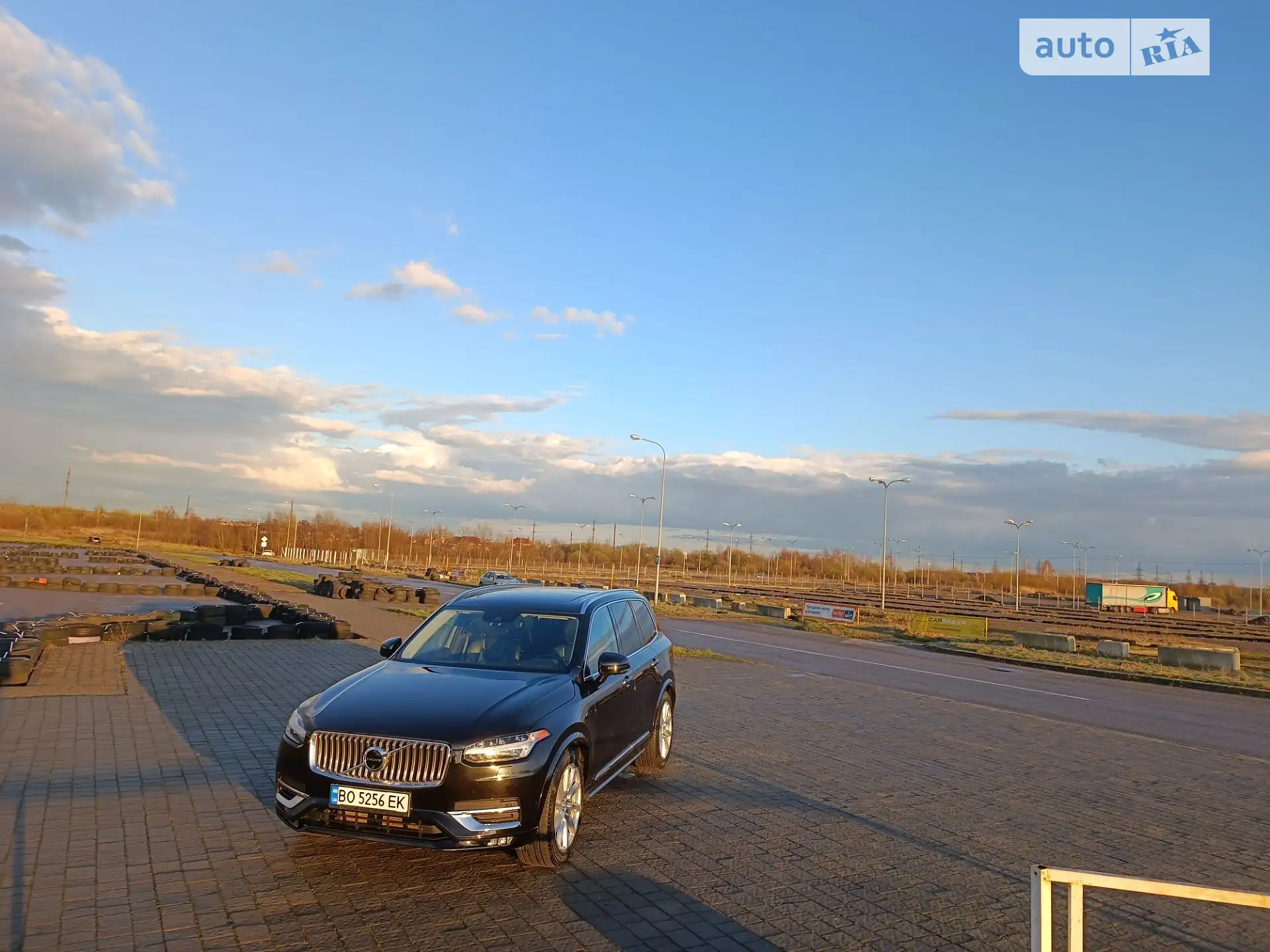 2016 Volvo XC90 - мініатюра 13