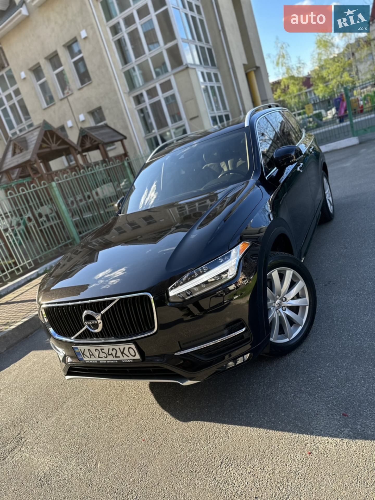 2016 Volvo XC90 - мініатюра 16