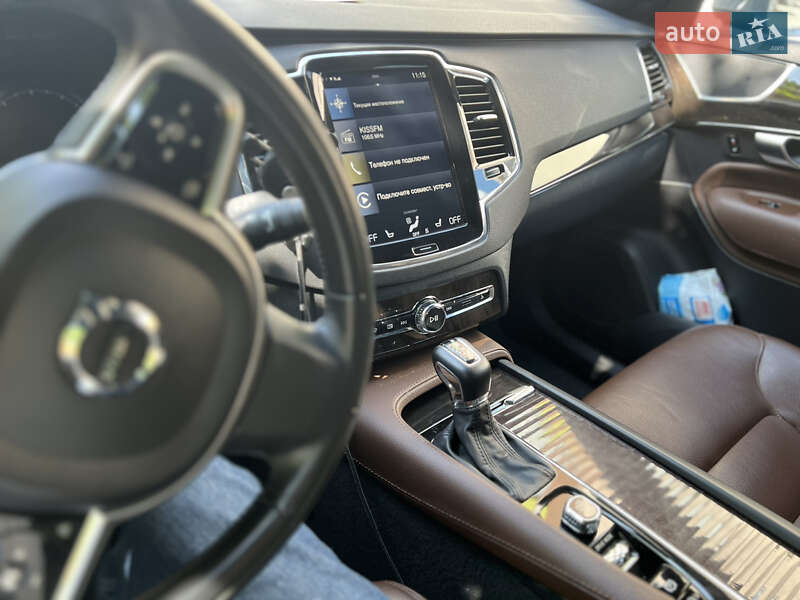 Позашляховик / Кросовер Volvo XC90 2017 в Києві