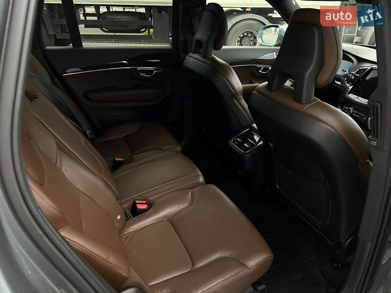 Позашляховик / Кросовер Volvo XC90 2017 в Києві