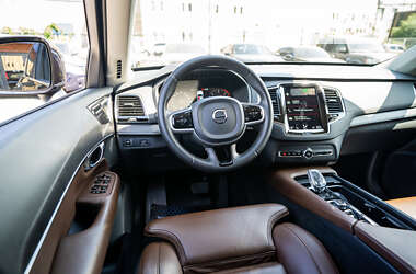 Позашляховик / Кросовер Volvo XC90 2019 в 