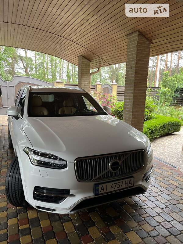 Позашляховик / Кросовер Volvo XC90 2016 в Києві